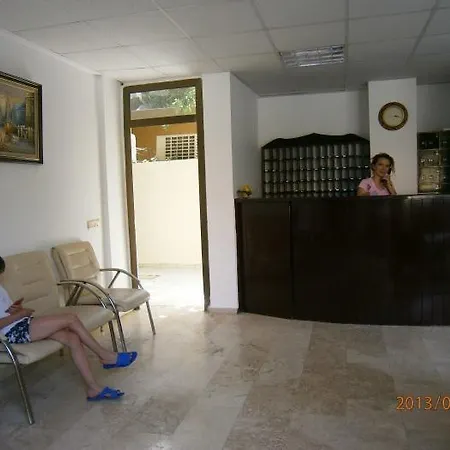 Stone House Ξενοδοχείο 4*